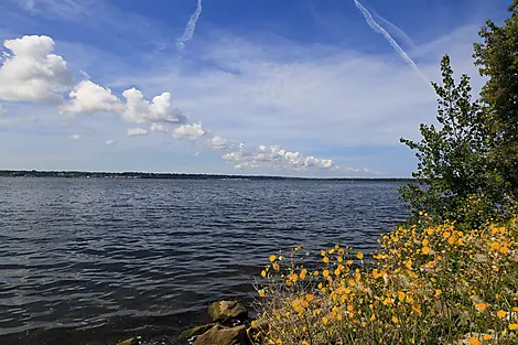 Sailing Lake Erie