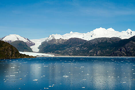 Glacier Skua (navigation)