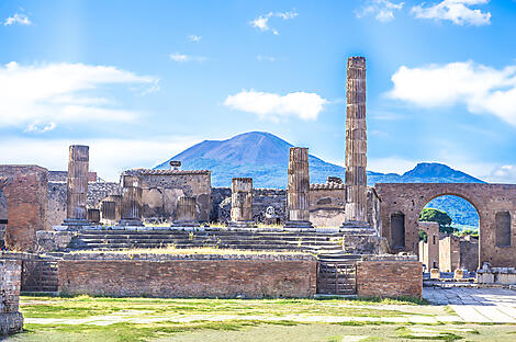 Ancient civilisations, from Italy to Greece-iStock-933844404.jpg