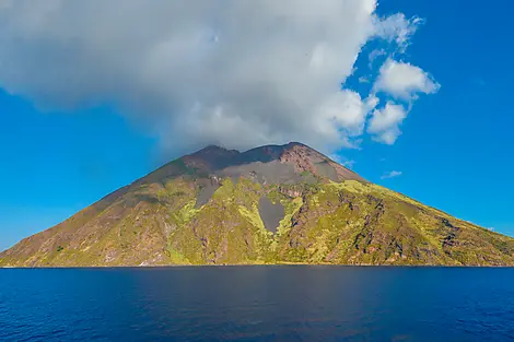 Epicurean Delights: The Food & Wine of Sicily-No-619-Panorama-Stromboli.jpg