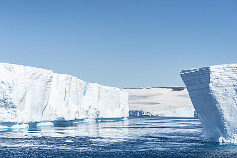 Antarktis `Klassisch´-No-2161_B060220_Ushuaia-Ushuaia©StudioPONANT-Laurence FISCHER.jpg