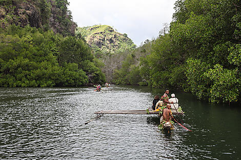 Cultures et nature de Papouasie-Nouvelle-Guinée-N°-5793_S251115_Ile Samarai_Studio PONANT_Paulo Chermont.JPEG