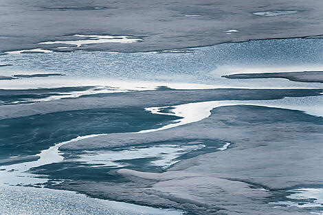 Inuit spring at the edge of Scoresby Sound-N°0469_O220522_Reykjavik-Reykjavik©StudioPONANT_Morgane Monneret.jpg