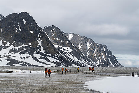 Im arktischen Eis von Grönland nach Spitzbergen-N°0465_O030622_Reykjavik-Longyearbyen©StudioPONANT_Morgane Monneret.jpg