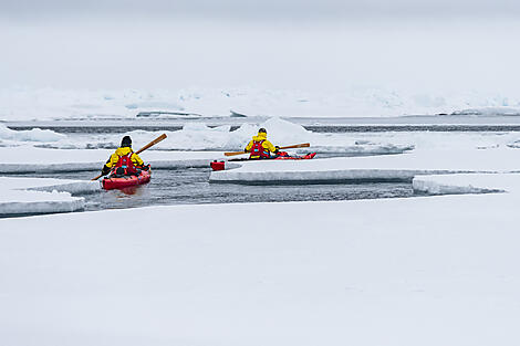Transarktisches Abenteuer, die Überquerung des Nordpols-50_Kayak-manuel_CDT-Charcot©StudioPONANT-Olivier Blaud.jpg