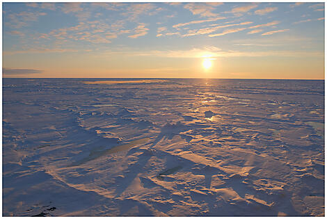 Transarktisches Abenteuer, die Überquerung des Nordpols-51527473005_CDT-Charcot©PONANT-Ian Dawson.jpg