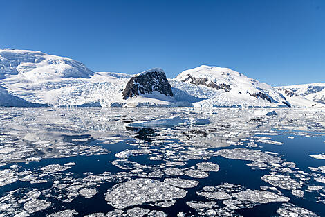 Antarktis & Südgeorgien-No-2105_A030322_Ushuaia-Montevideo©StudioPONANT-Laurence-Fischer.jpg