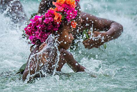 Von den Fidschi-Inseln nach Bali-Espiritu Santo-water music - Vanuatu-©StudioPonant-Morgane Monneret.jpg