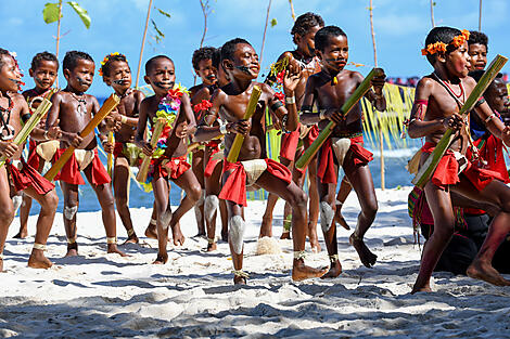 Cultures ancestrales de Papouasie-Nouvelle-Guinée-N°-1332.jpg
