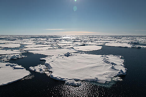 Im arktischen Eis von Grönland nach Spitzbergen-N°0251_O030622_Reykjavik-Longyearbyen©StudioPONANT_Morgane Monneret.jpg