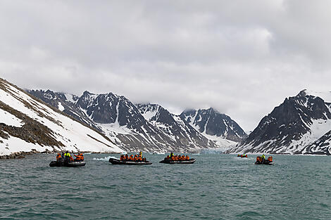 Au cœur des glaces de l'Arctique, du Groenland au Svalbard-N°0485_O030622_Reykjavik-Longyearbyen©StudioPONANT_Morgane Monneret.jpg