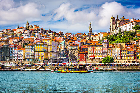 London to Lisbon: Cruising Europe's Western Shores – with Smithsonian Journeys-AdobeStock_159701299 3008x2000.jpg