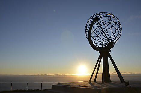 Coastal Wonders of the Norwegian Coast and Midnight Sun-iStock_000023601292Medium (1).JPEG