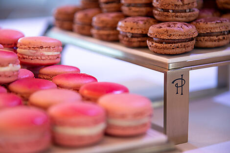 Gourmet-Kreuzfahrt auf den Kanaren mit Pierre Hermé und La Mamounia-No-32_CR19_LY060723_Croisiere-Gastronomique_©StudioPONANT-AlexandreHerbrecht.jpg