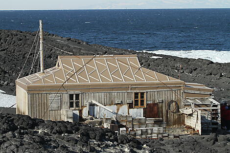 Expédition sur les traces de Scott et Shackleton-Shackleton\'s Hut Cape Royds.JPG