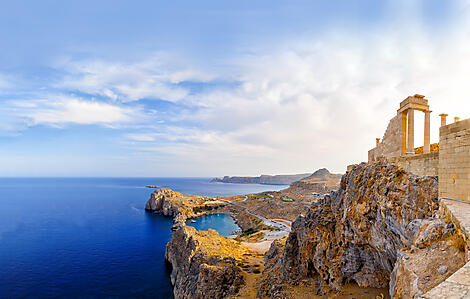 Jewels of the Aegean Sea in music-iStock-626002784.jpg