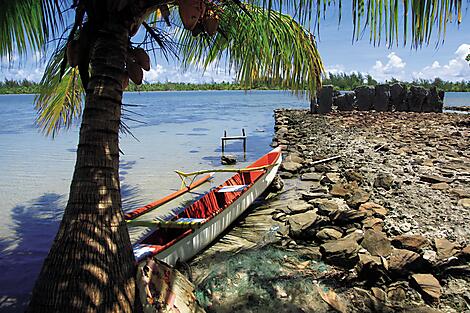 Marquesas, The Tuamotus & Society Islands-CG.D_Rangiroa.jpg