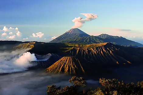 Îles, villes et volcans d’Indonésie-iStock_000006717309Medium.jpg