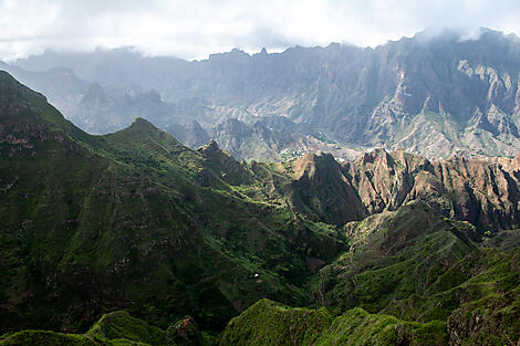 The many faces of Cape Verde-N-0819_U241019_Praia-Dakar©StudioPONANT-Sylvain Adenot.jpg