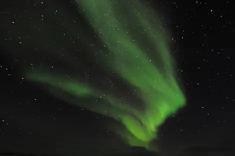 The Geographic North Pole and the east coast of Greenland -nath michel arctique night aurore bore .JPEG