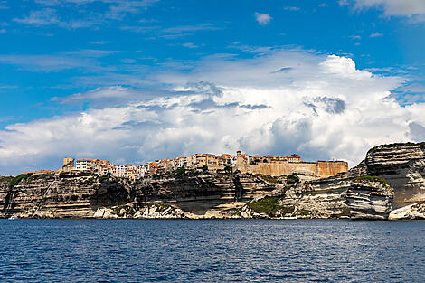 The great Corsican loop-No-2129_La Valette-Nice©StudioPONANT-SarahLeïla PAYAN.jpg