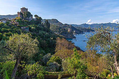 The great Corsican loop-No-2102_LY040523_Nice-Civitavecchia_©StudioPONANT_AlexandreHerbrecht.jpg