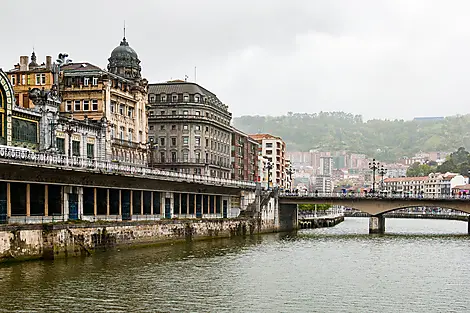 Gaumenfreuden, Weinberge und Ozean-No-2303_AU100423_Lisbonne-Bordeaux©StudioPONANT-JulietteLECLERCQ.jpg