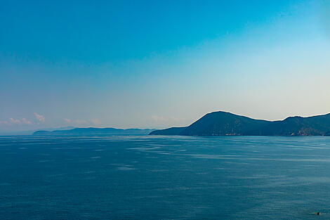 The great Corsican loop-No-2174_La Valette-Nice©StudioPONANT-SarahLeïla PAYAN.jpg