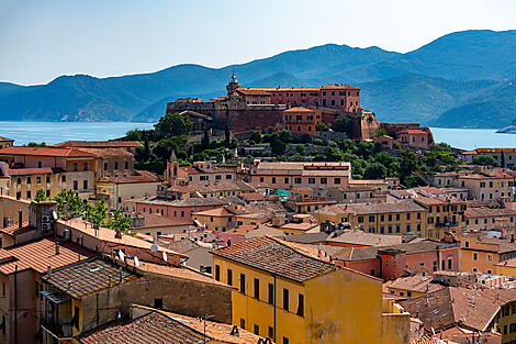 The great Corsican loop-No-2181_La Valette-Nice©StudioPONANT-SarahLeïla PAYAN.jpg