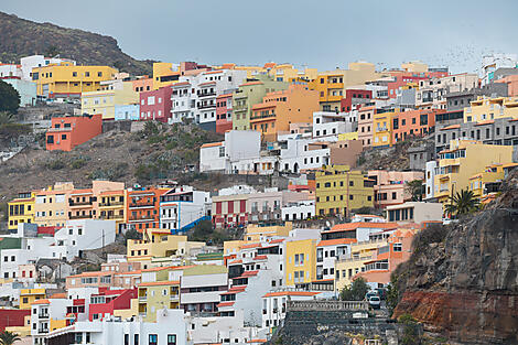 The Canaries, lands of contrast-_Y170422_LAS-PALMAS_MALAGA©StudioPONANT-Romain FargeNo-61bis.jpg