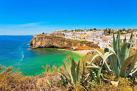 Heavenly Islands & Iberian shores-AdobeStock_128878287.jpeg