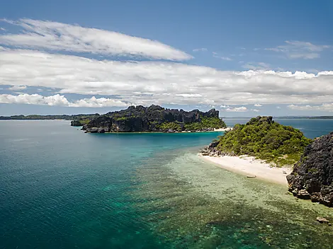 Madagaskar und die Seychellen: Naturschätze des Indischen Ozeans – mit Smithsonian Journeys-AdobeStock_328180629.jpeg