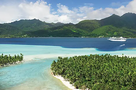 Marquises, Tuamotu et îles de la Société-CG.V_10-04-BPG1242_Tahaa.jpg