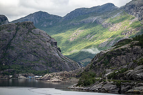 Little-known Scandinavia-No-2324_EC060724_Stavanger©StudioPONANT_ThibaultGarnier.jpg