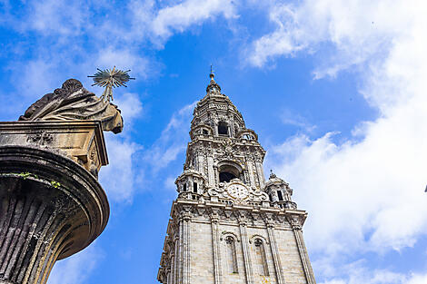 The Iberian Peninsula and Fortified cities of the Atlantic-No-2159_AU100423_Lisbonne-Bordeaux©StudioPONANT-JulietteLECLERCQ.jpg