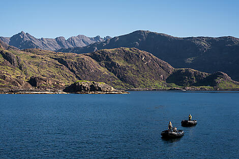 The wild archipelagos of the North Atlantic -No-2090_LY160525_Ioch Scavaig_Canna©StudioPONANT_YanisLasbats.jpg